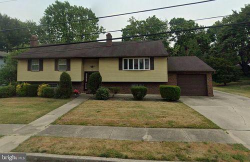 300 New St W, GLASSBORO, NJ, 08028-2239 | Card Image