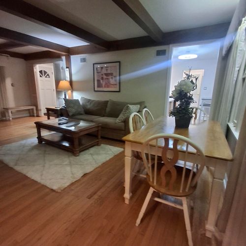 2347 N 117th St, Wauwatosa, WI, 53226-1117 | Card Image