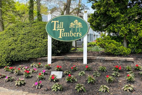 1 Westchester Dr, LITTLE EGG HARBOR TWP, NJ, 08087-3008 | Card Image