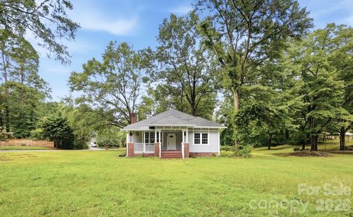 606 Townsend Ave, Gastonia, NC, 28052-6146 | Card Image