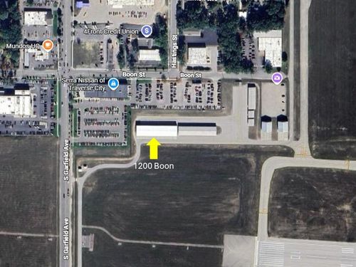1200 Boon St, Traverse City, MI, 49686-4393 | Card Image