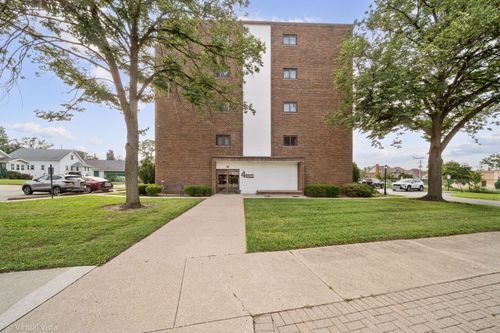 apt-403-4 S Mason St, Bensenville, IL, 60106-2147 | Card Image