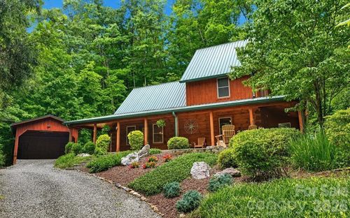 1026 High Top Mountain Rd, Whittier, NC, 28789-6200 | Card Image