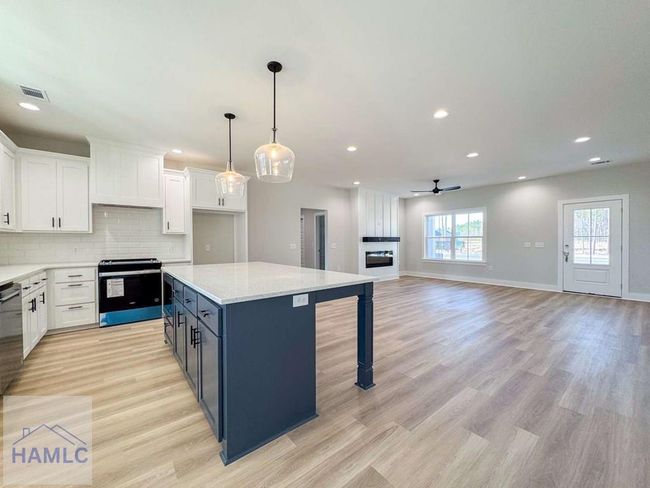 54 Cottage Loop, House other with 3 bedrooms, 3 bathrooms and 2 parking in Midway GA | Image 8
