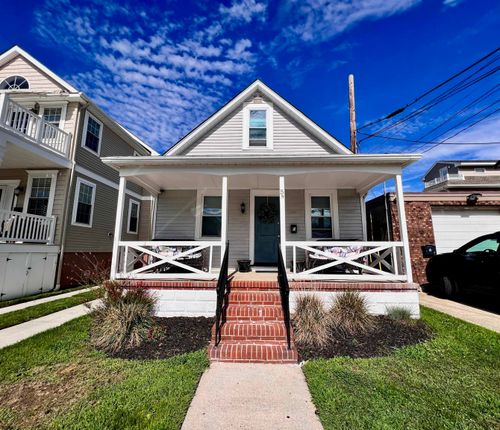 5 N Adams Ave, MARGATE CITY, NJ, 08402-1059 | Card Image