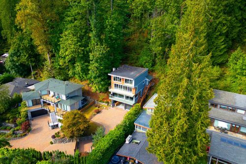 2867 Panorama Dr, North Vancouver, BC, V7G1V7 | Card Image