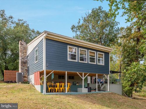 9987 Capon River Rd, YELLOW SPRING, WV, 26865-9082 | Card Image