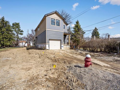 8475 Stout Ave, Warren, MI, 48093-4469 | Card Image