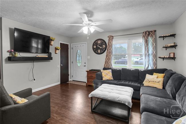 Living Area | Image 5
