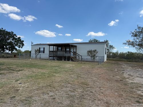 775 Thompson Rd, Dale, TX, 78616-2717 | Card Image