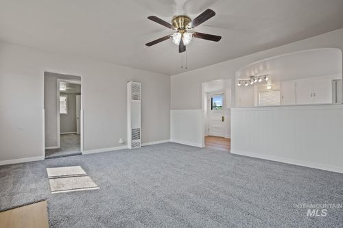 1803 Elizabeth Blvd, Twin Falls, ID, 83301-7070 | Card Image