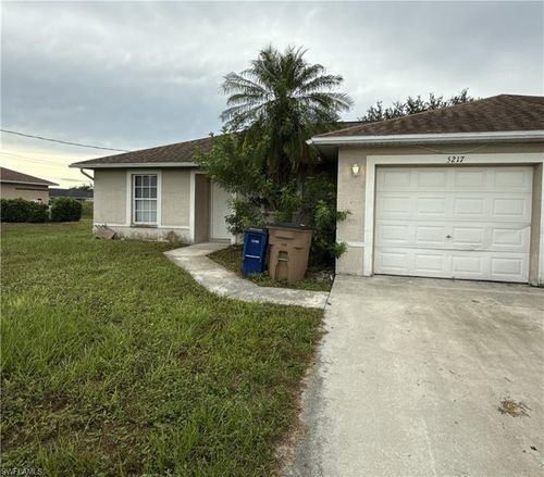 5217 Centennial Blvd, Lehigh Acres, FL, 33971-7564 | Card Image