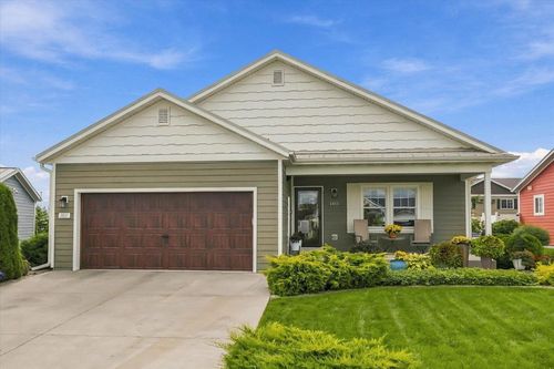 1811 Farm View Drive, Grafton, WI, 53024 | Card Image