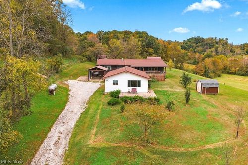 699 Weekly Run Rd, Ravenswood, WV, 26164-3696 | Card Image