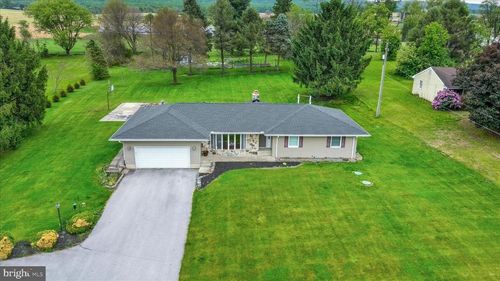 2266 Pine Rd, NEWVILLE, PA, 17241-9526 | Card Image