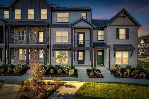 508 Mantes Aly, Hendersonville, TN, 37075-2781 | Card Image