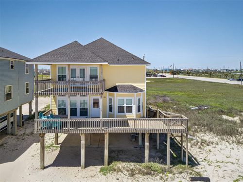 206 Starfish St, Surfside Beach, TX, 77541-9377 | Card Image