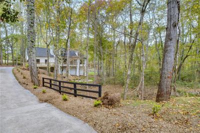 431 Creekside Lane, House other with 4 bedrooms, 2 bathrooms and null parking in Woodstock GA | Image 3