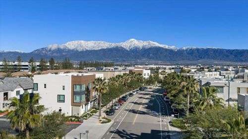 11062 Renewal Dr, Rancho Cucamonga, CA, 91730-5935 | Card Image