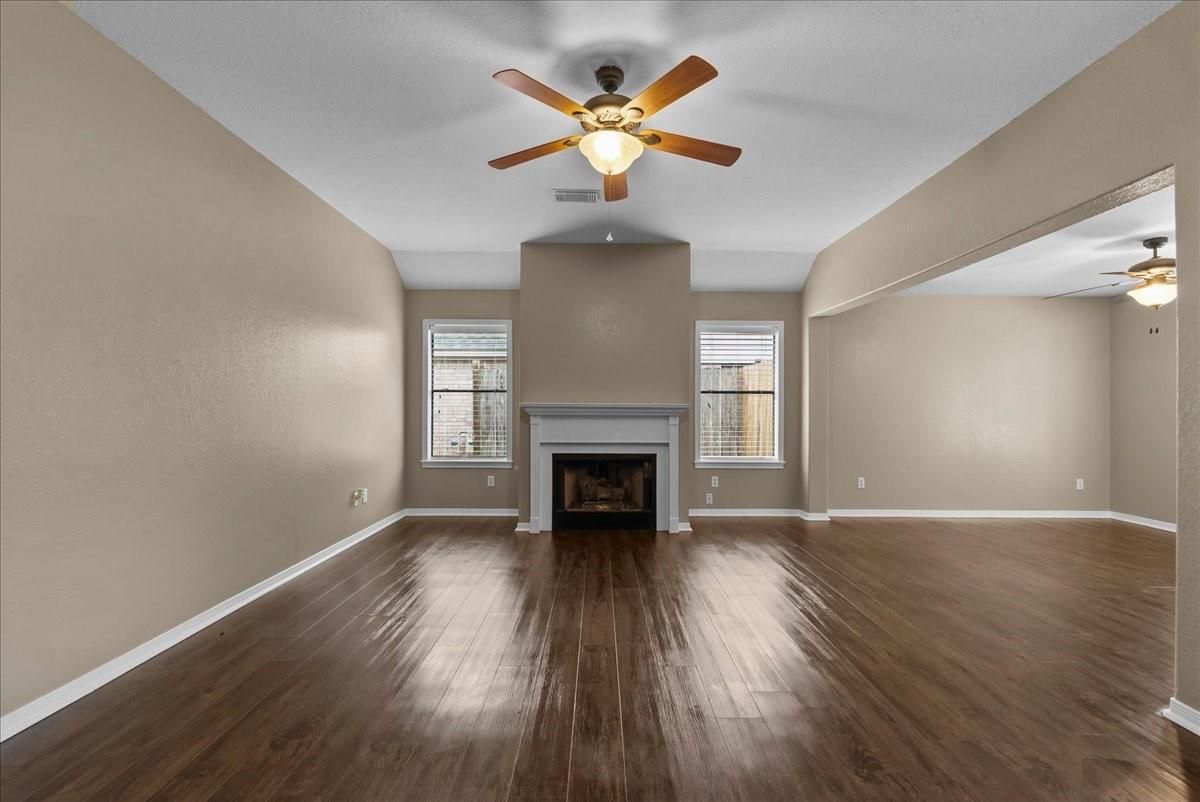 Residential in Clute 5