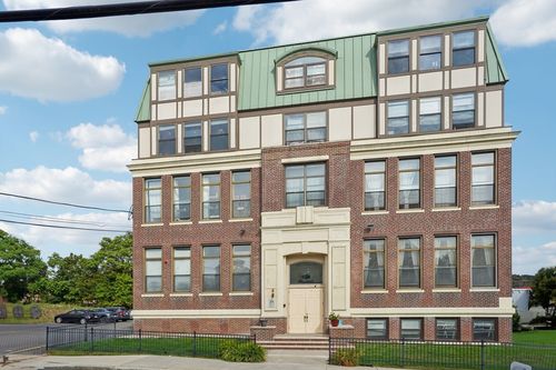 apt-3-58 Almont St, Malden, MA, 02148-5730 | Card Image