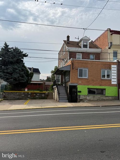 5244 Rising Sun Ave, Philadelphia, PA, 19120-3530 | Card Image