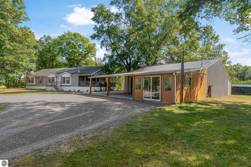 11486 Old Us 131, Fife Lake, MI, 49633-9603 | Card Image