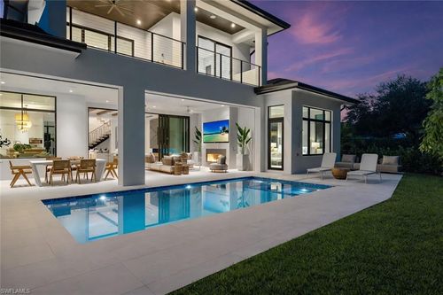 850 10th St N, NAPLES, FL, 34102-5418 | Card Image