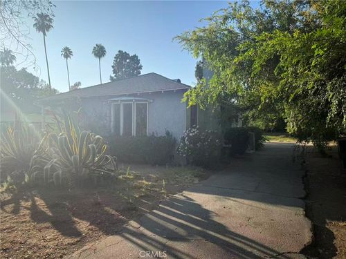 1045 Locust St, Pasadena, CA, 91106-1414 | Card Image