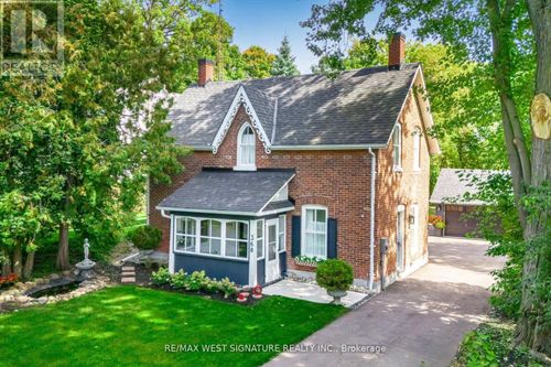 368 Main St, Schomberg, ON, L0G1T0 | Card Image