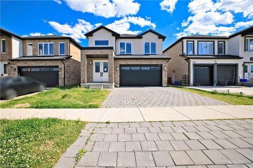 2606 Bateman Trail, London, ON, N6L0H2 | Card Image