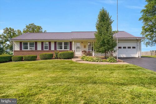 120 Heartwood St, Bellefonte, PA, 16823-6414 | Card Image