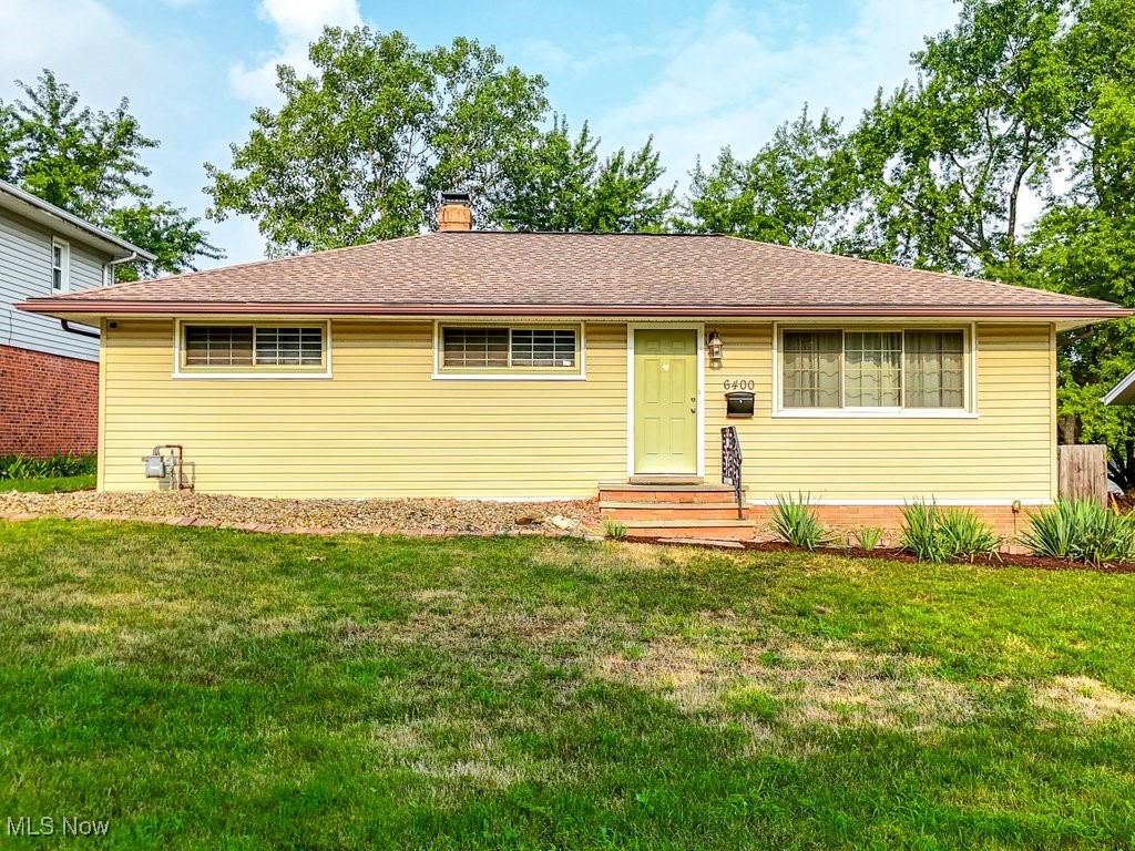 54th St, Parma, OH 44129
