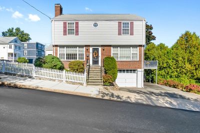 86 Wilbur St, House other with 4 bedrooms, 1 bathrooms and 3 parking in Everett MA | Image 2