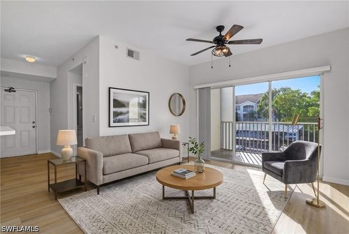 824-4630 Saint Croix Ln, NAPLES, FL, 34109-3523 | Card Image