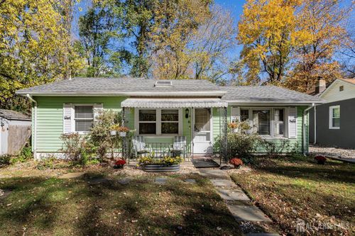 6 Diana Ln, Monroe, NJ, 08831-1452 | Card Image