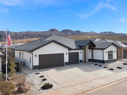 3145 S Snow Canyon Rd, Hurricane, UT, 84737-4959 | Card Image