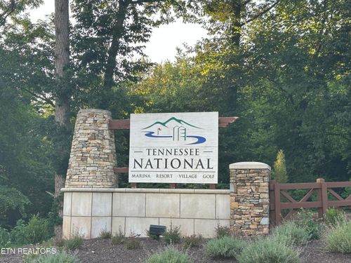 551 Firefly Dr, Loudon, TN, 37774-2239 | Card Image