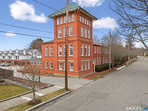 apt-5-18 Fair St, Guilford, CT, 06437-2649 | Card Image