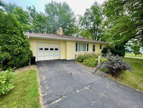 707 Forrest St, Black River Falls, WI, 54615-9126 | Card Image
