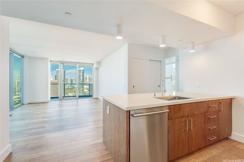 apt-2312-629 Keeaumoku St, Honolulu, HI, 96814-3629 | Card Image