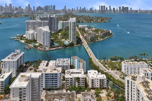 3b-1670 Lincoln Ct, Miami Beach, FL, 33139-2157 | Card Image