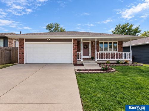 5331 Linden St, Lincoln, NE, 68516-1300 | Card Image