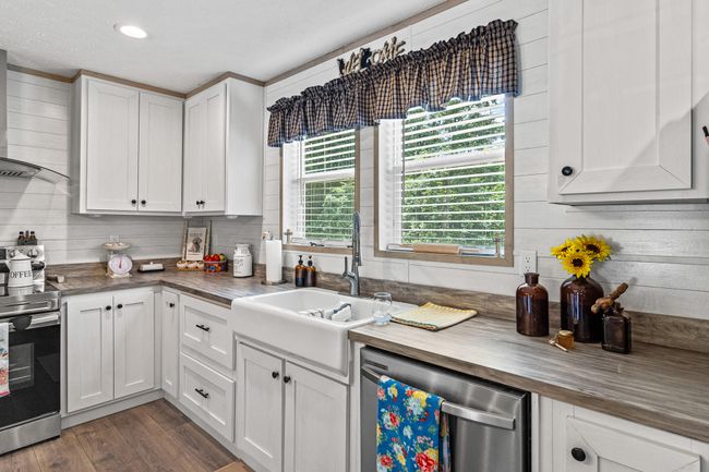1231 Black Mountain Rd, House other with 3 bedrooms, 2 bathrooms and null parking in Dunlap TN | Image 12