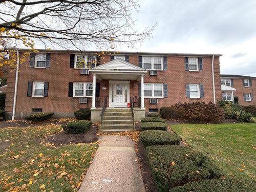 apt-d-27 Brewster Rd, Glastonbury, CT, 06033-1042 | Card Image