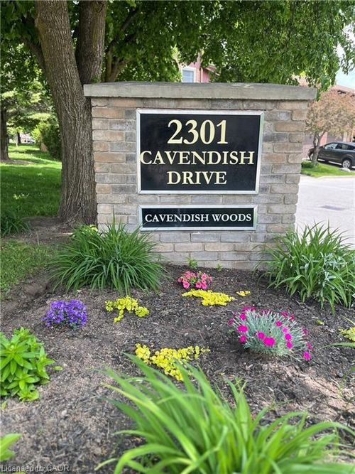99-2301 Cavendish Dr, Burlington, ON, L7P3M3 | Card Image