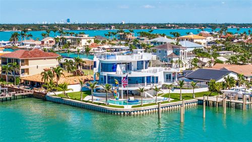 12650 7th St E, TREASURE ISLAND, FL, 33706-1004 | Card Image