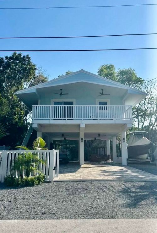 106 Mangrove Ave, Key Largo, FL, 33037-2032 | Card Image
