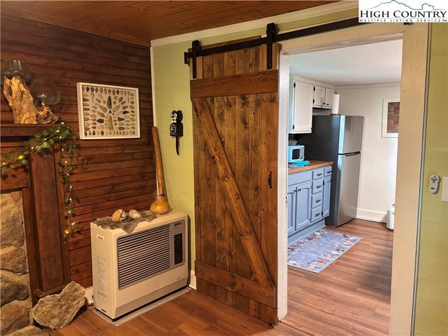 295 Jakes Mountain Rd, House other with 3 bedrooms, 2 bathrooms and null parking in Deep Gap NC | Image 37