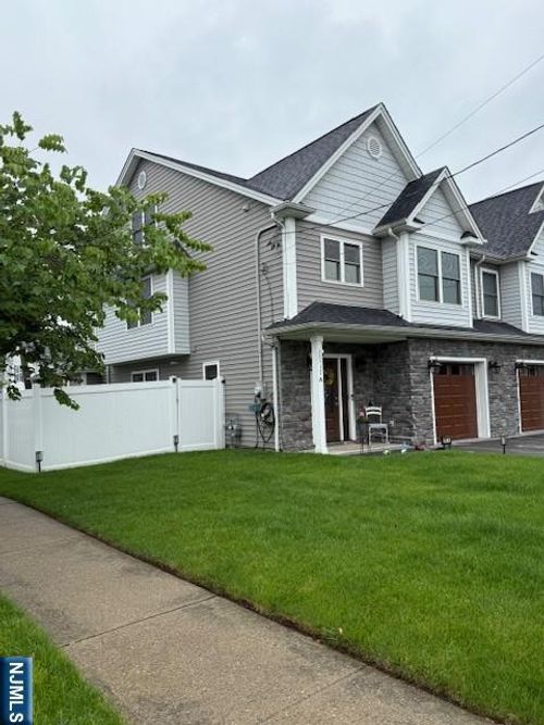 a-117 A Central Ave, Lodi, NJ, 07644-3019 | Card Image